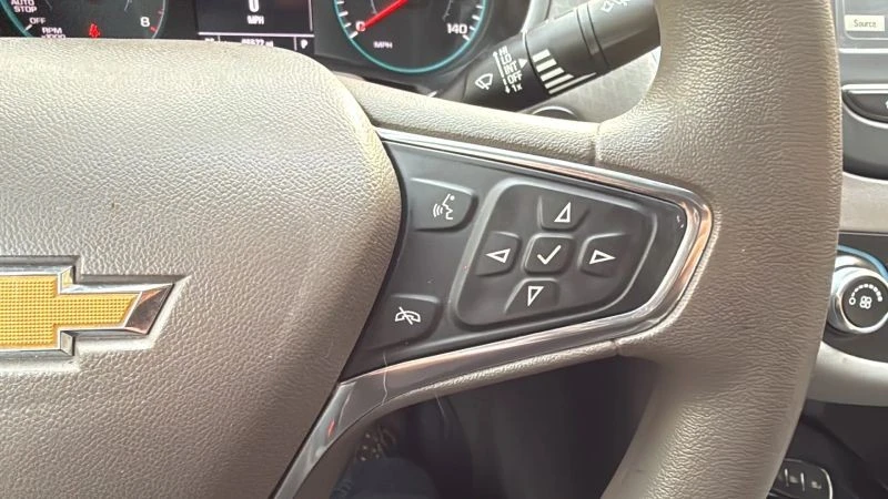 2018 Chevrolet Malibu - Image 11 of 12