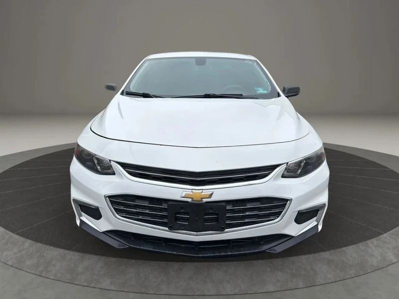 2018 Chevrolet Malibu - Image 2 of 12