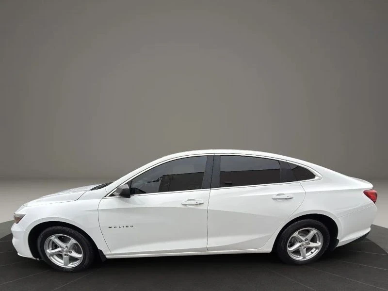 2018 Chevrolet Malibu - Image 8 of 12