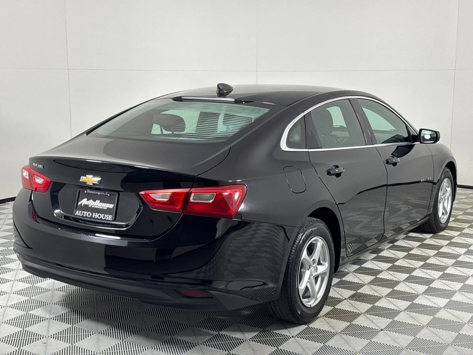 2018 Chevrolet Malibu - Image 5 of 12