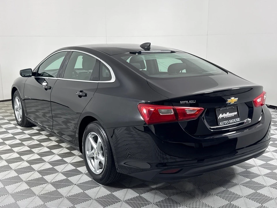2018 Chevrolet Malibu - Image 7 of 12