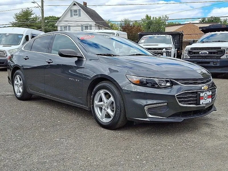 2018 Chevrolet Malibu - Image 2 of 12