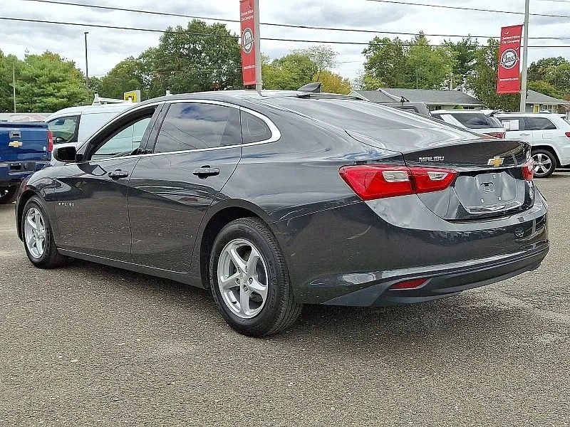 2018 Chevrolet Malibu - Image 5 of 12