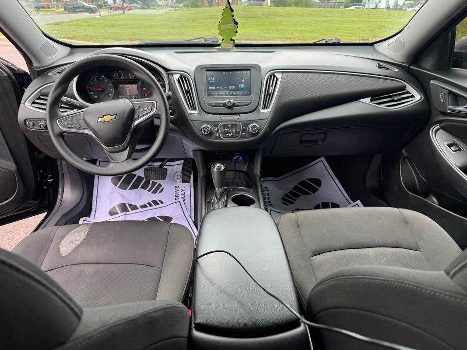 2018 Chevrolet Malibu - Image 5 of 8
