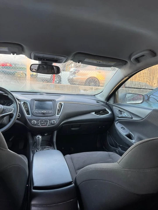 2018 Chevrolet Malibu - Image 6 of 7