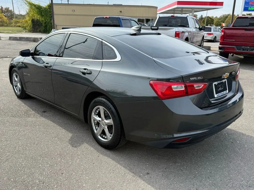 2018 Chevrolet Malibu - Image 7 of 12