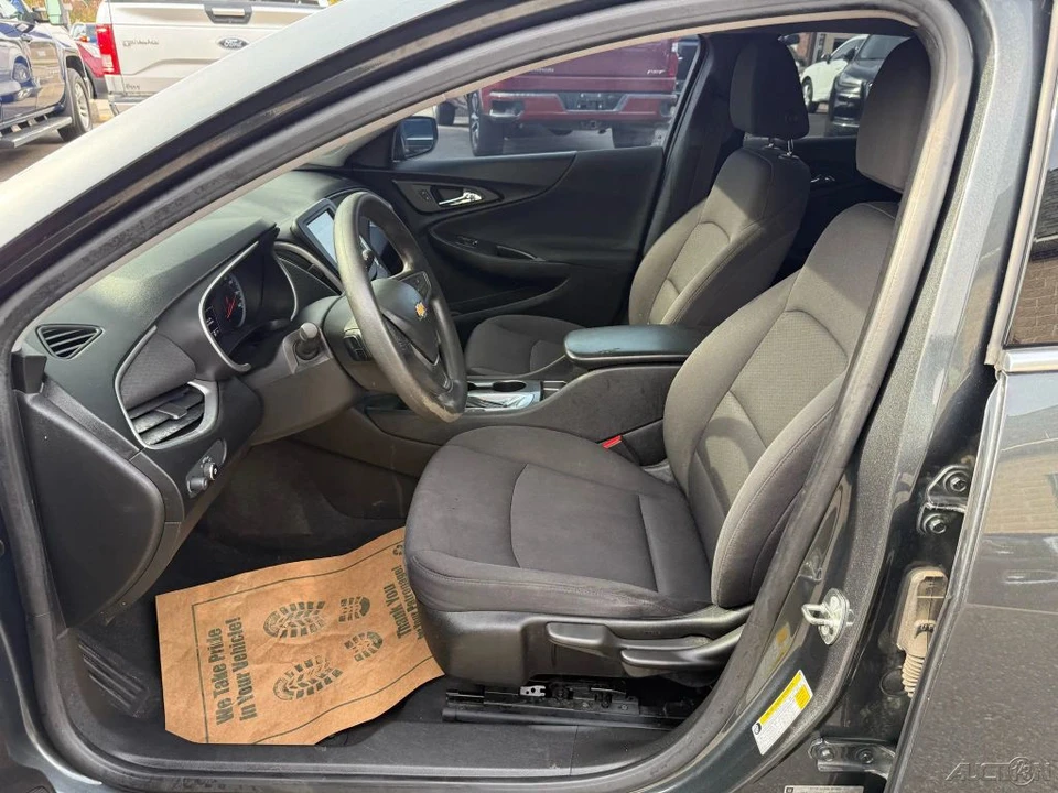 2018 Chevrolet Malibu - Image 13 of 21