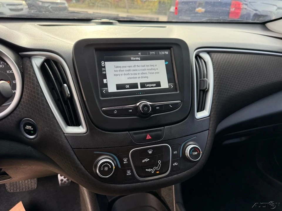 2018 Chevrolet Malibu - Image 18 of 21