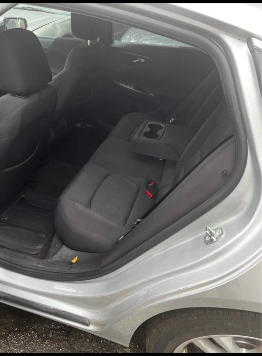 2018 Chevrolet Malibu - Image 10 of 11