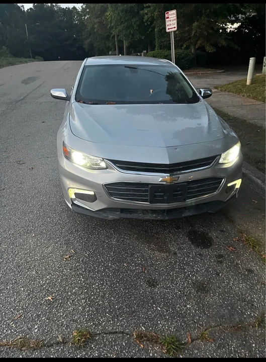 2018 Chevrolet Malibu - Image 4 of 11