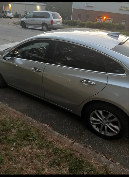 2018 Chevrolet Malibu - Image 5 of 11