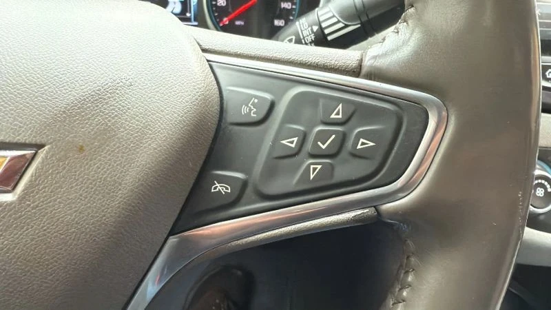 2018 Chevrolet Malibu - Image 11 of 12