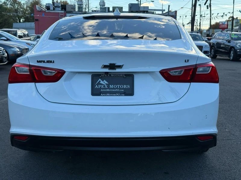 2018 Chevrolet Malibu - Image 7 of 12