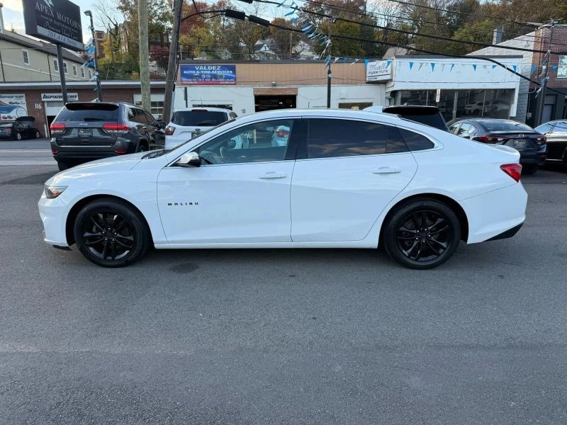 2018 Chevrolet Malibu - Image 4 of 12
