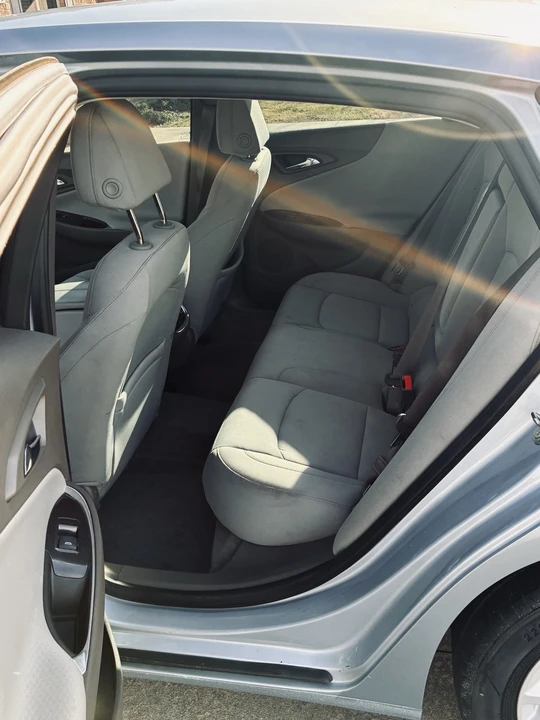 2018 Chevrolet Malibu - Image 7 of 10