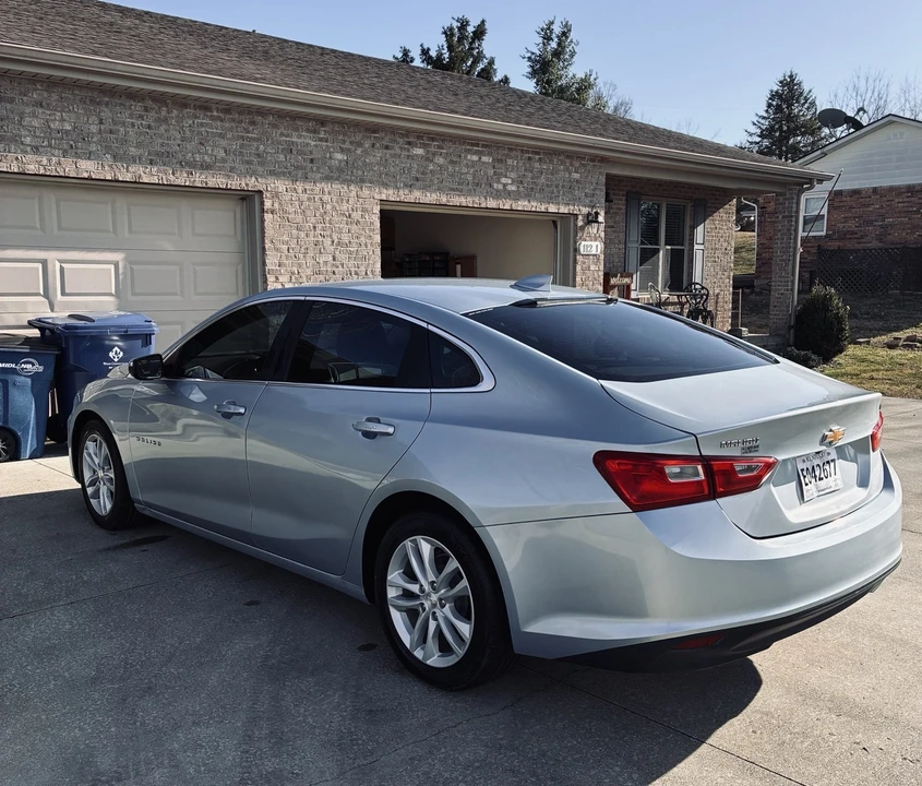 2018 Chevrolet Malibu - Image 3 of 10