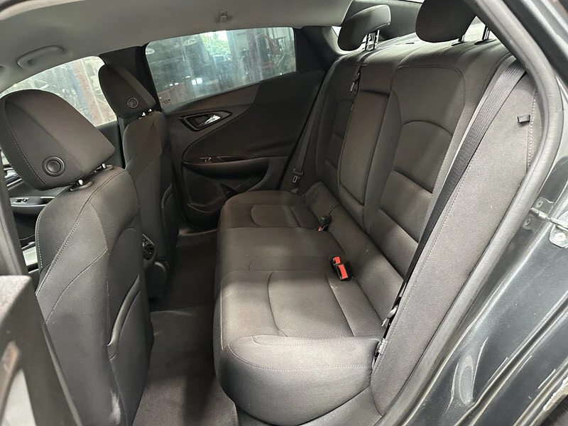 2018 Chevrolet Malibu - Image 12 of 21