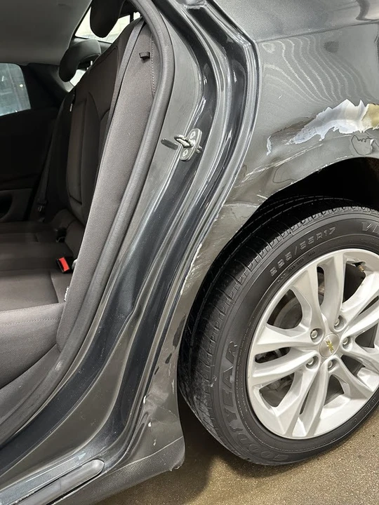 2018 Chevrolet Malibu - Image 13 of 21