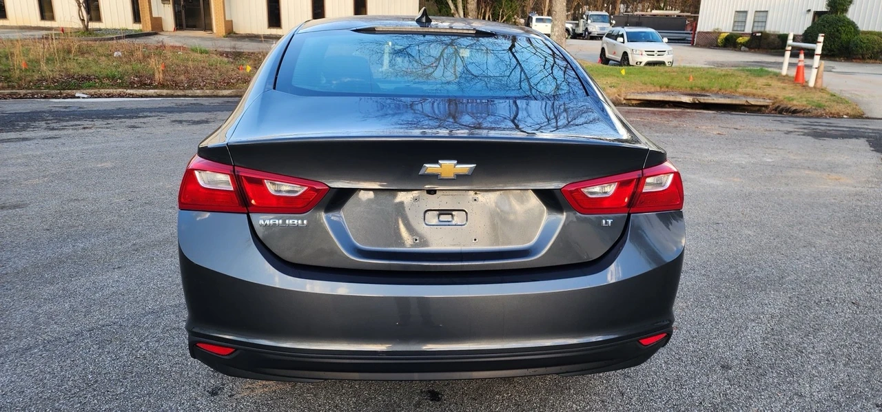 2018 Chevrolet Malibu - Image 9 of 16