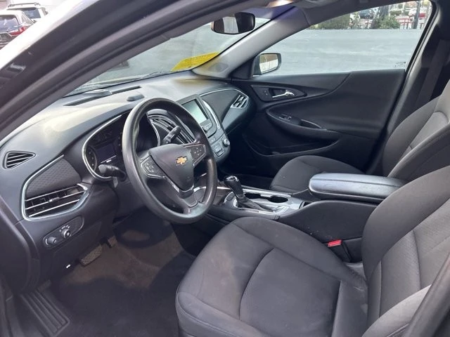 2018 Chevrolet Malibu - Image 8 of 10