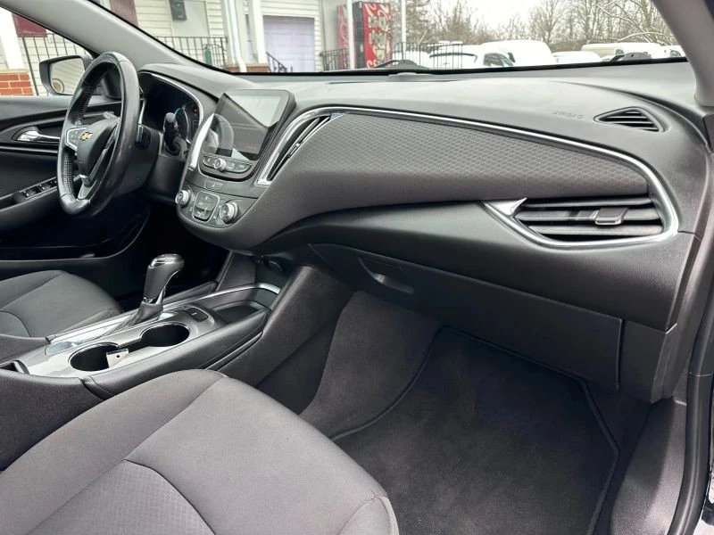 2018 Chevrolet Malibu - Image 12 of 12