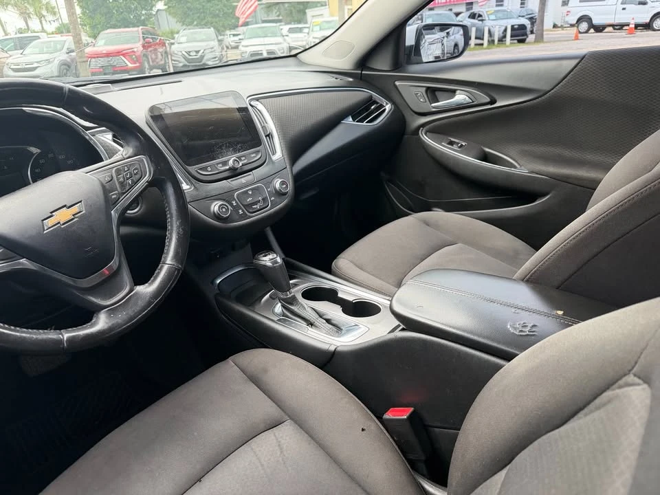 2018 Chevrolet Malibu - Image 9 of 12
