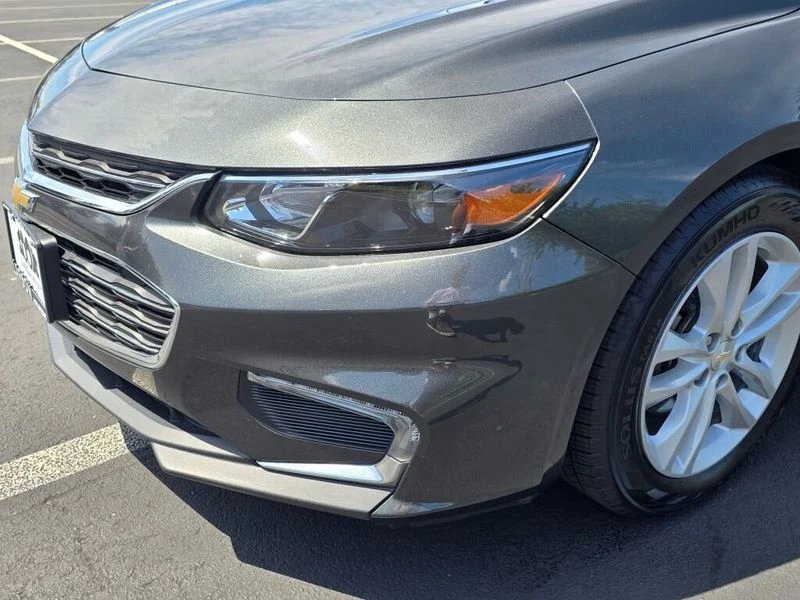 2018 Chevrolet Malibu - Image 8 of 16