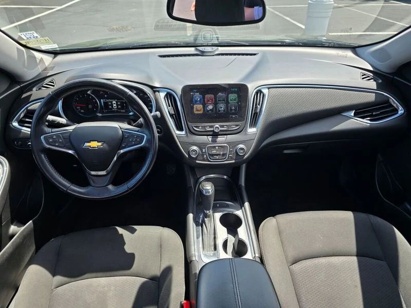 2018 Chevrolet Malibu - Image 9 of 16