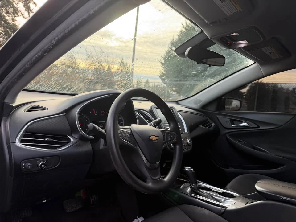 2018 Chevrolet Malibu - Image 10 of 14