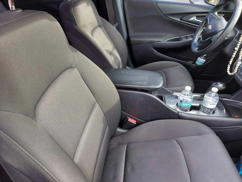 2018 Chevrolet Malibu - Image 8 of 18