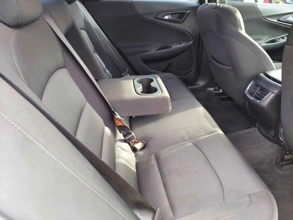 2018 Chevrolet Malibu - Image 16 of 18