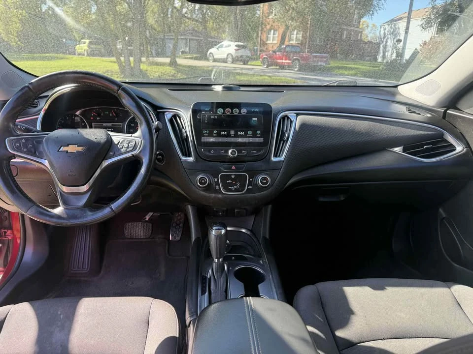 2018 Chevrolet Malibu - Image 9 of 13