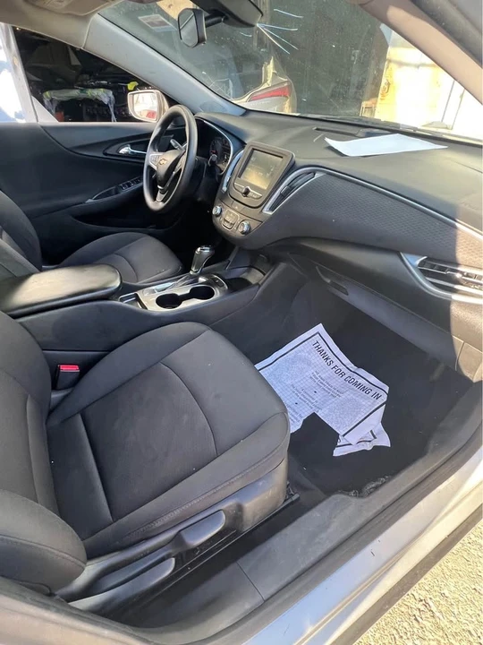 2018 Chevrolet Malibu - Image 9 of 11
