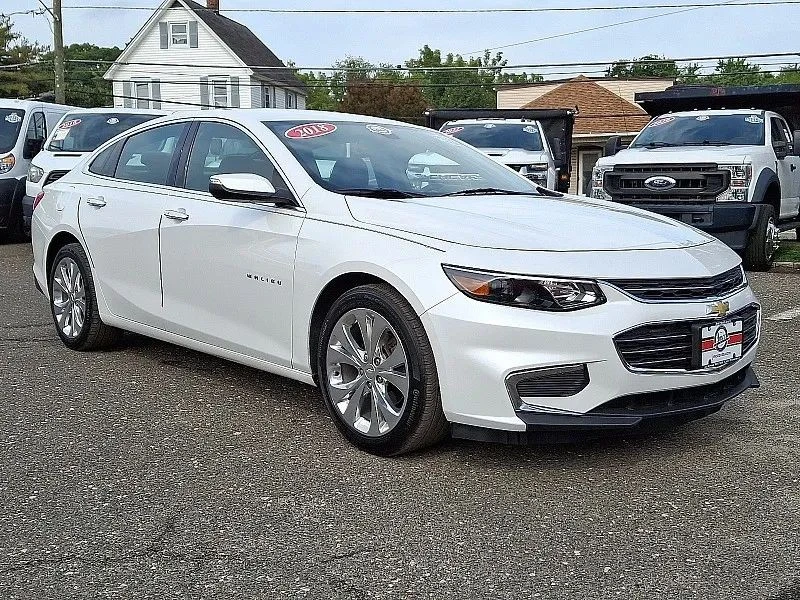 2018 Chevrolet Malibu - Image 2 of 12