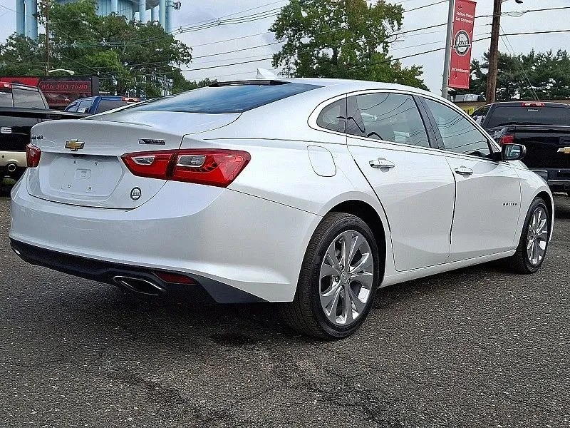 2018 Chevrolet Malibu - Image 7 of 12