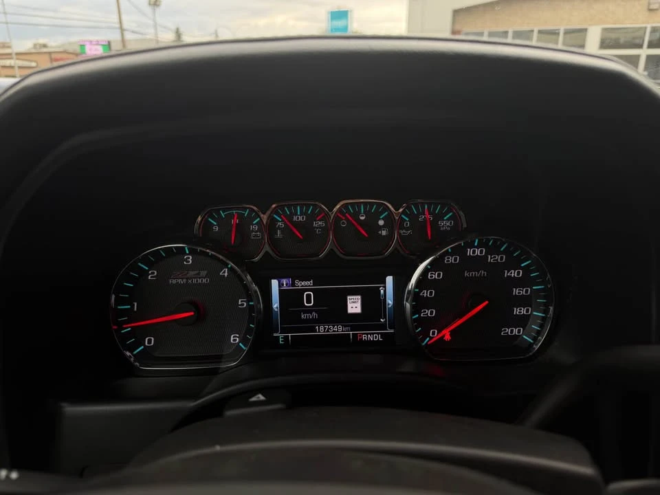 2018 Chevrolet Silverado - Image 11 of 12