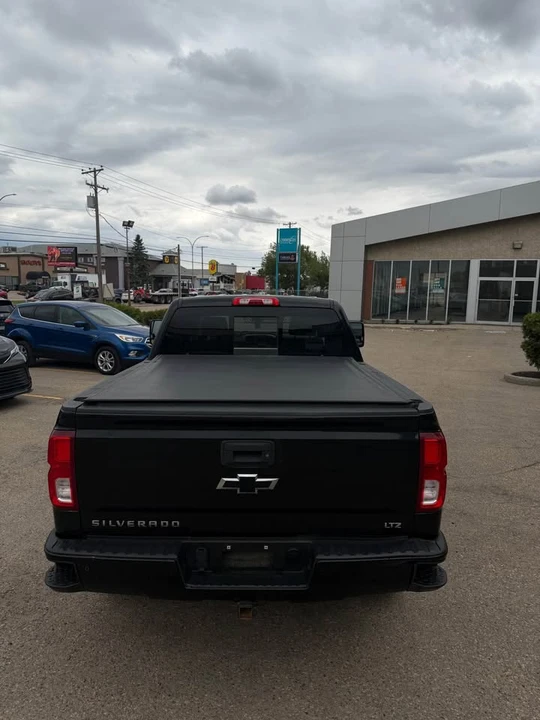 2018 Chevrolet Silverado - Image 9 of 12