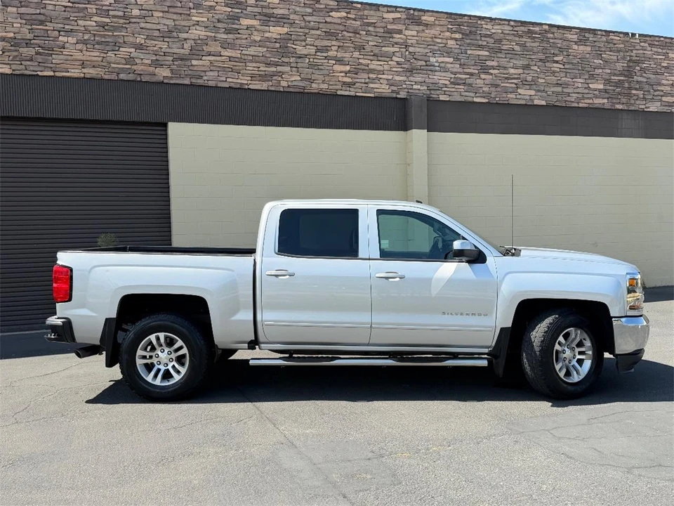 2018 Chevrolet Silverado 3rd Gen - Image 10 of 23