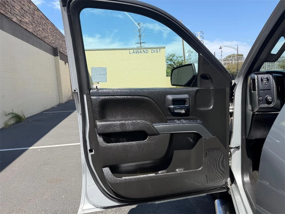 2018 Chevrolet Silverado 3rd Gen - Image 11 of 23