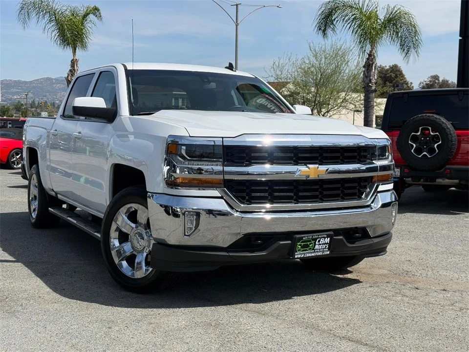 2018 Chevrolet Silverado 3rd Gen - Image 2 of 27