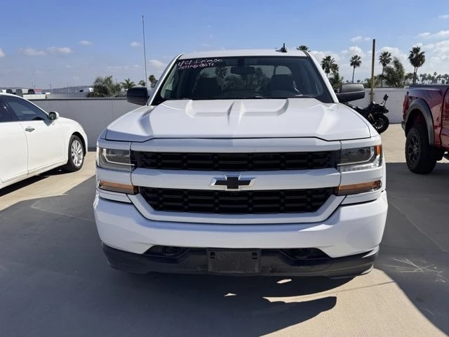 2018 Chevrolet Silverado 3rd Gen - Image 2 of 3