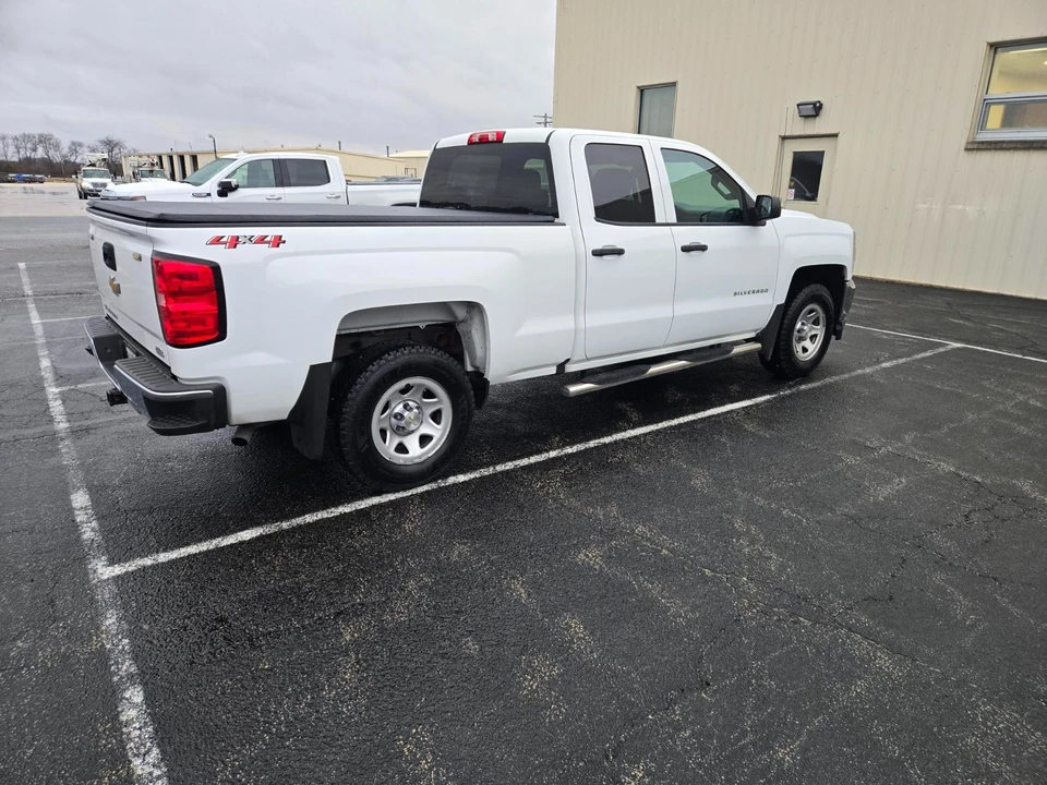 2018 Chevrolet Silverado 3rd Gen - Image 2 of 15