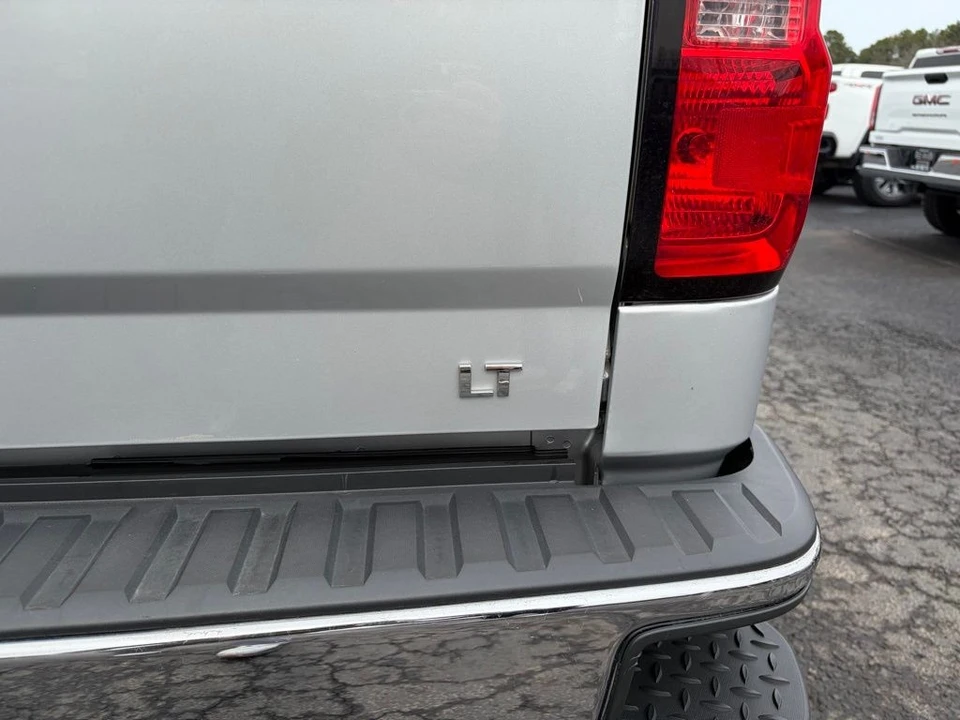 2018 Chevrolet Silverado 3rd Gen - Image 6 of 12