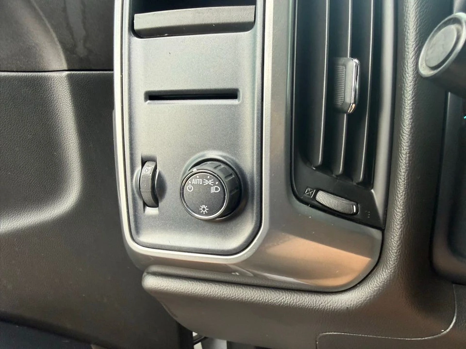 2018 Chevrolet Silverado 3rd Gen - Image 20 of 21
