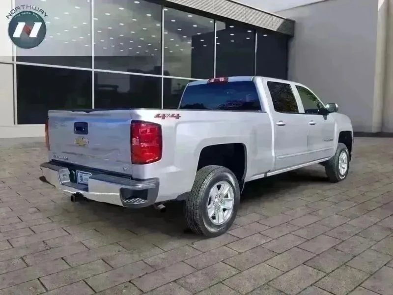 2018 Chevrolet Silverado 2nd Gen - Image 5 of 12