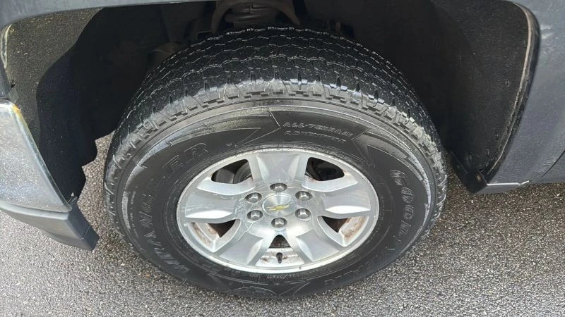 2018 Chevrolet Silverado 3rd Gen - Image 9 of 12