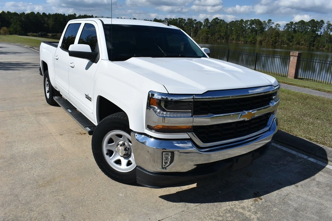2018 Chevrolet Silverado 3rd Gen - Image 2 of 12