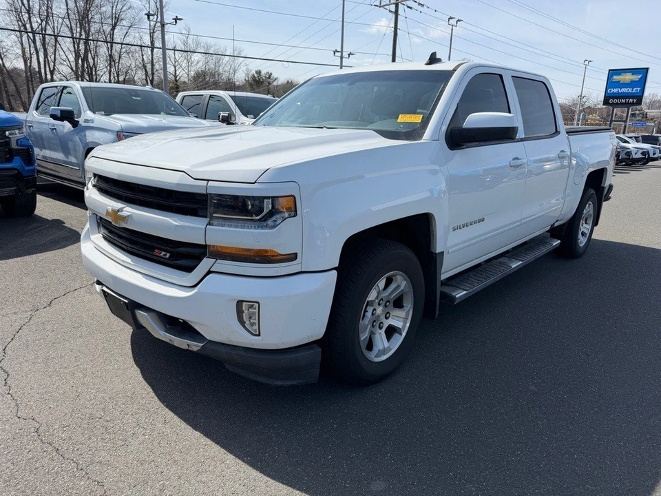 2018 Chevrolet Silverado 2nd Gen - Image 2 of 12