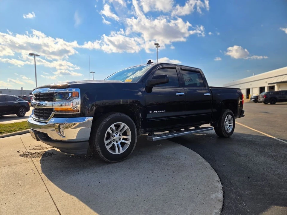 2018 Chevrolet Silverado 3rd Gen - Image 3 of 12