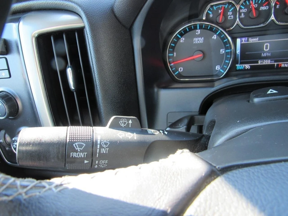 2018 Chevrolet Silverado 3rd Gen - Image 25 of 31